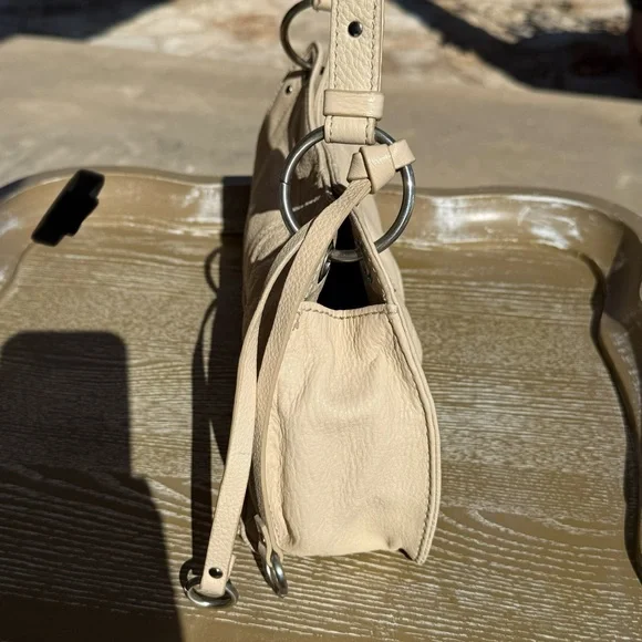 Alfani Pebbled Leather Shoulder Bag Pleated Beige/Cream/Tan Magnetic Closure - Picture 7 of 14